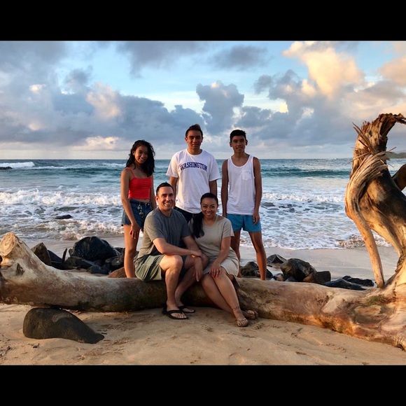 Meet your Posher, Leah - Picture 5 of 8